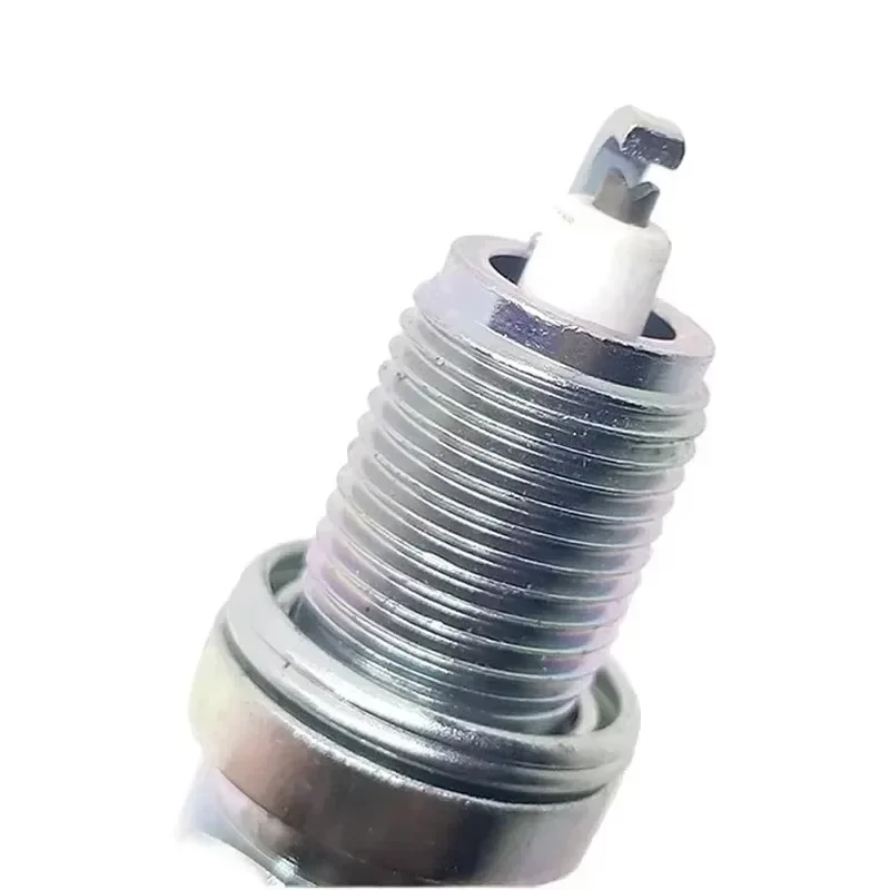 4pcs/lot 18829-11050 ZFR5F11 Normal Spark Plug Candles For Hyundai