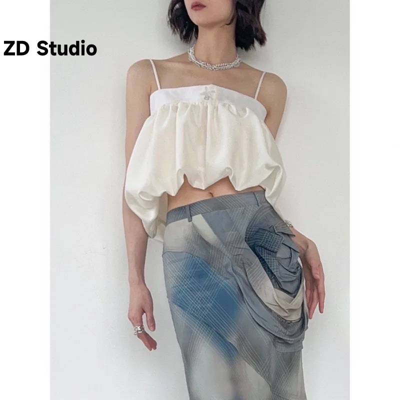 

[ZD Studio] Silk Cotton Suspender Light Bulb Small Top With Fluffy Pleated Design Front Short Back Long Fabric Texture Is Soft