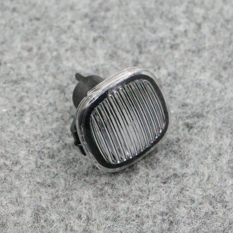 

Apply to Fabia Octavia Rapid Leaf plate side lamp Side lamp Side turn lamp