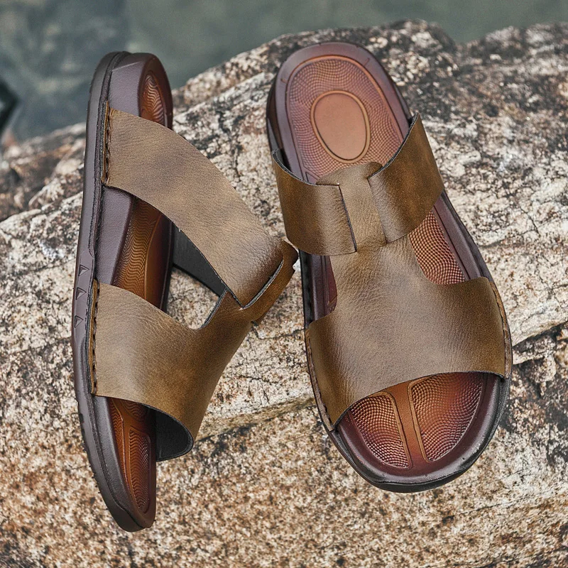 Soft Slippers Summer Slippers Anti Slip Sandals Men Shoes Mens Slip on Shoes Genuine Leather Slippers Summer Antiskid Beach Luxury Sandals Non-slip Men's Casual Sandal Soft Penny Shoes