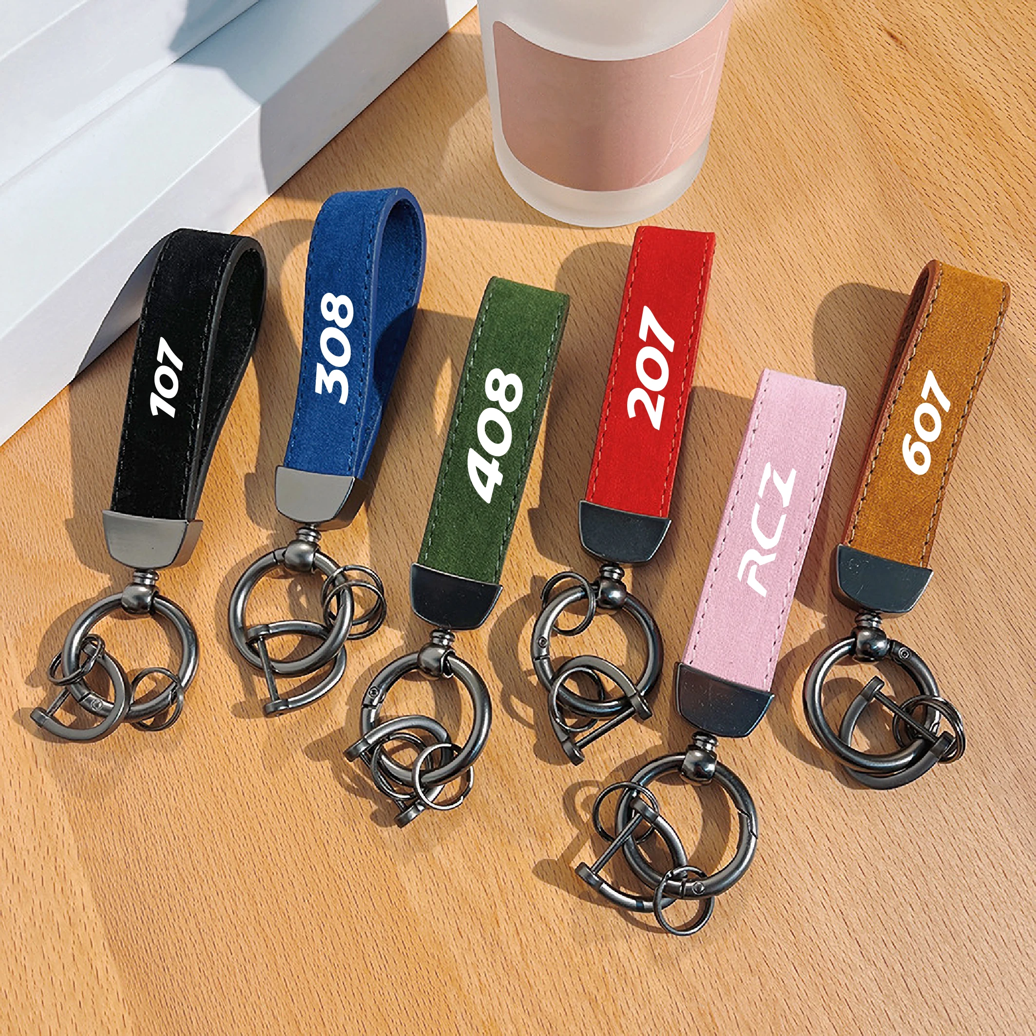 

Luxury Leather Keychain Car KeyRing Apply for Peugeot 107 206 208 308 307 207 208 407 508 2008 3008 4008 5008 Auto Accessories
