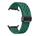 Black-pine green