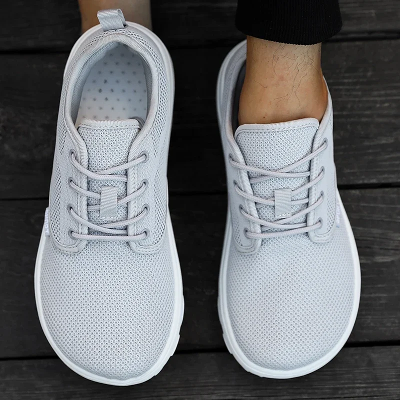 Men's Mesh Wide Toe Shoes Minimalist Comfortable Lightweight Walking Shoes Daily Outdoor Breathable Travel Men's Flat Sneakers