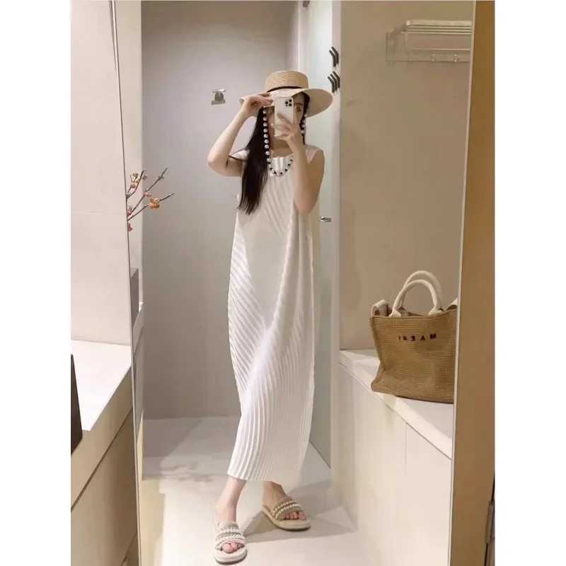 SMVP Pleated Women Dress Round Neck Sleeveless Water Wave Irregular Design  Loose Large Size Fashion Casual Dresses - AliExpress 200000345