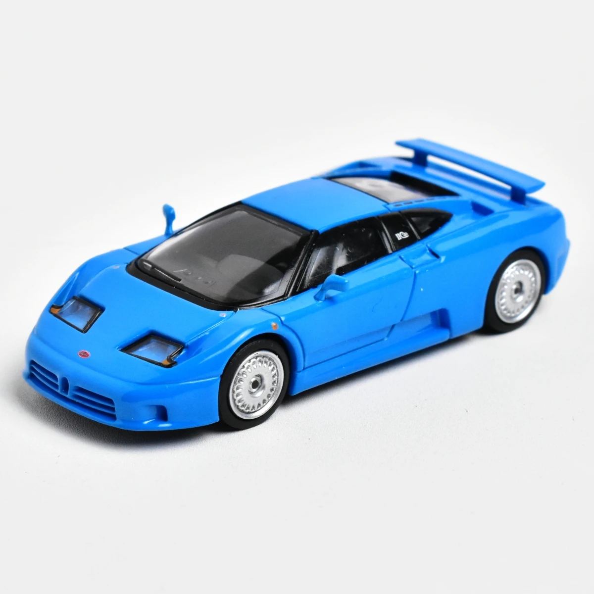 

Модель автомобиля Bugatti EB110 GT, 644,