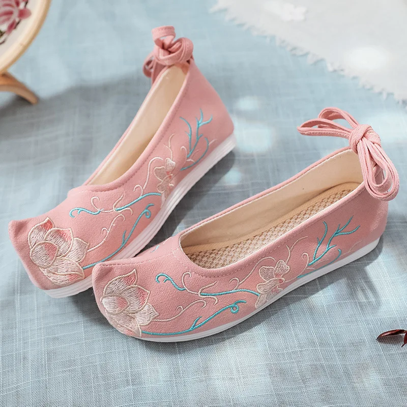 Chinese Hanfu Matching Shoes Women Ancient Shoes High Quality Costume Hanfu Shoes Spring Summer Autumn Female Embroidered Shoes