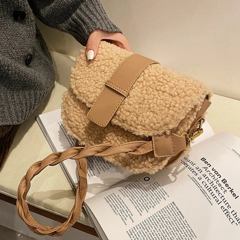 

2023 Winter Women's Shoulder Bag Weave Strap Saddle Armpit Bag New High-quality Plush Fur Bag Women's Handbag Designer