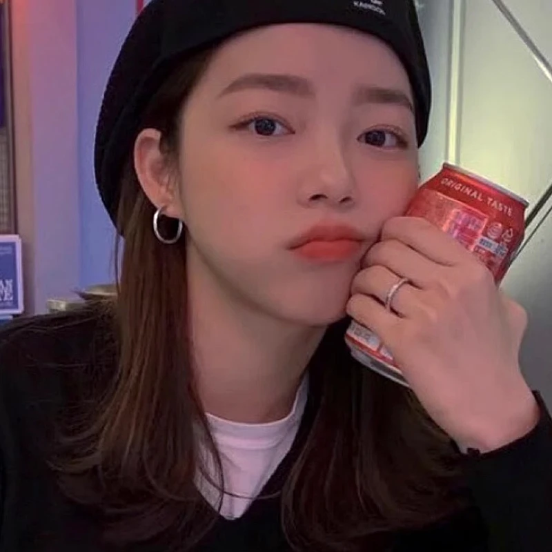 925 Sterling Silver Circle Earring Female 2023 New Explosive Niche Design Advanced Sense Element Circle Ear Buckle Ear Studs