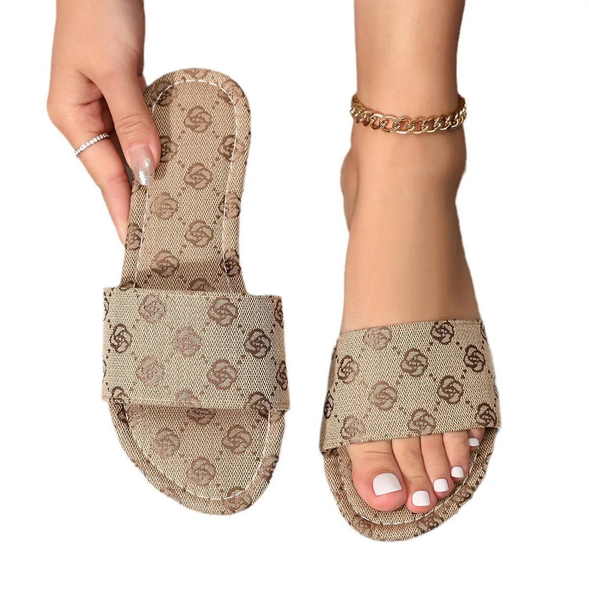 Summer New Women's Round Head Flat Soled Non-slip Slippers Woman Fashion Flowers Khaki Flats Sandals Female Zapatos De Mujer