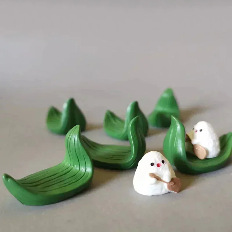 10-Piece Rabbit Bunny Miniature Figurine Set for Fairy Gardens and DIY Crafts