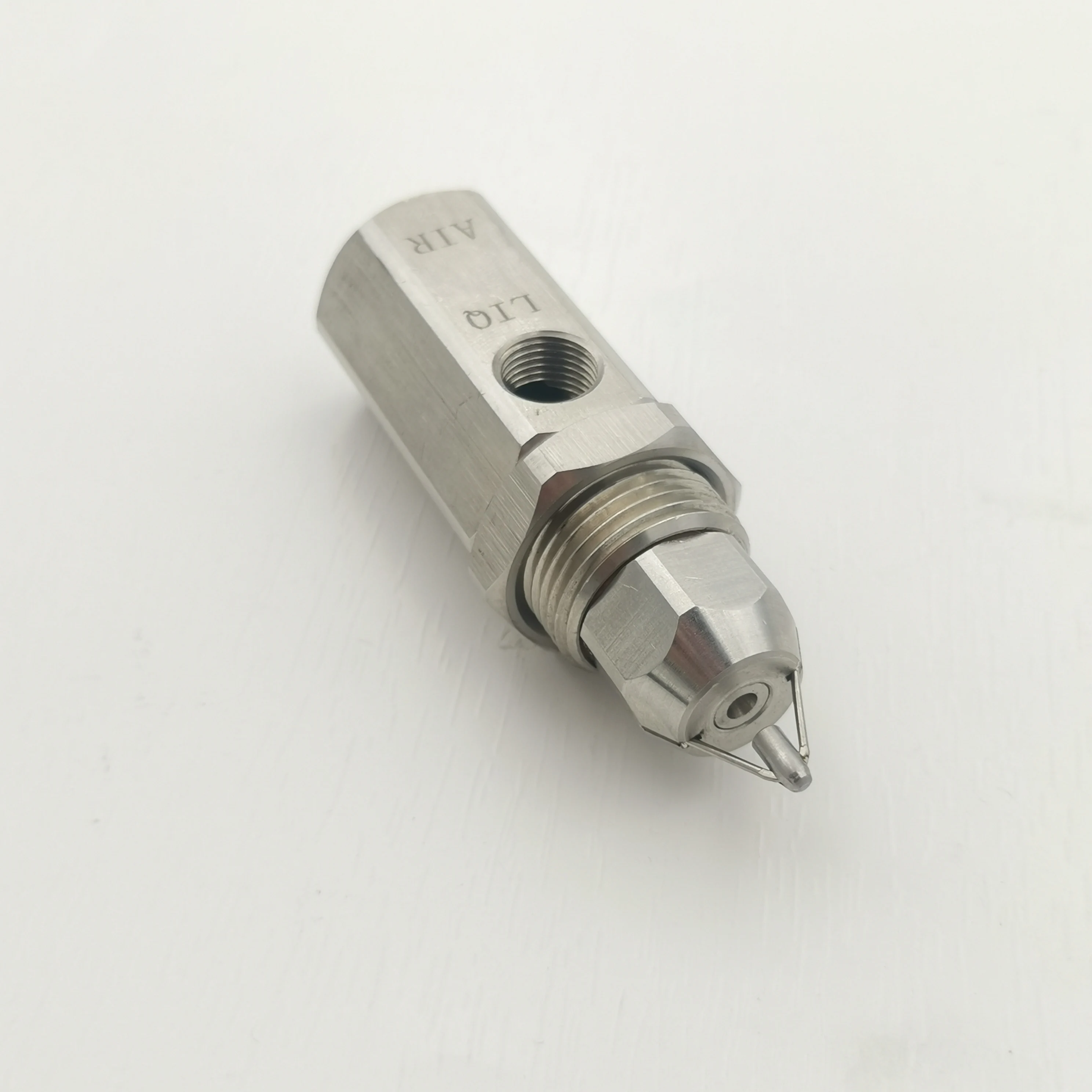 

1PCS Mist Air Atomizing Spray Nozzle 30/60/80 Injection Angle Ultrasonic Nozzle Air Atomizer Nozzle Dry Fog Dust Removal Nozzle