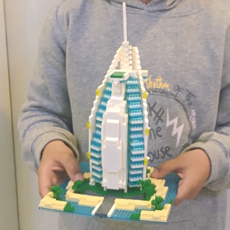 Modello 3D Fai Da Te Blocchi Di Diamanti Mattoni Costruzione Dubai Burj Al Arab Hotel Island Tower World Architecture Toy Per Bambini