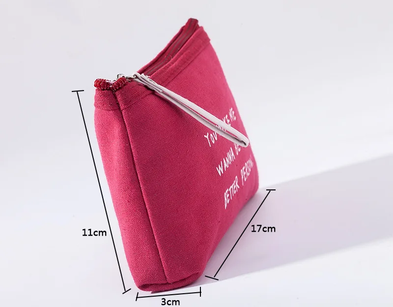 Leuke make-up tas met stippen van canvas voor op reis_voghion.com