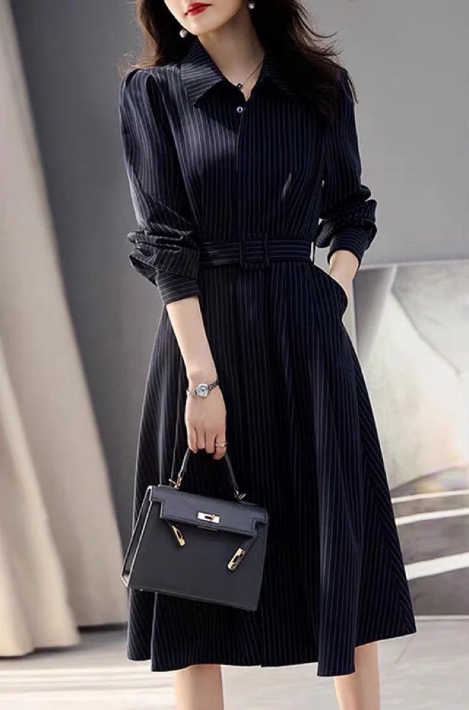 

2023 Autumn/Winter Fashion New Women's Clothing Striped Dress 0905