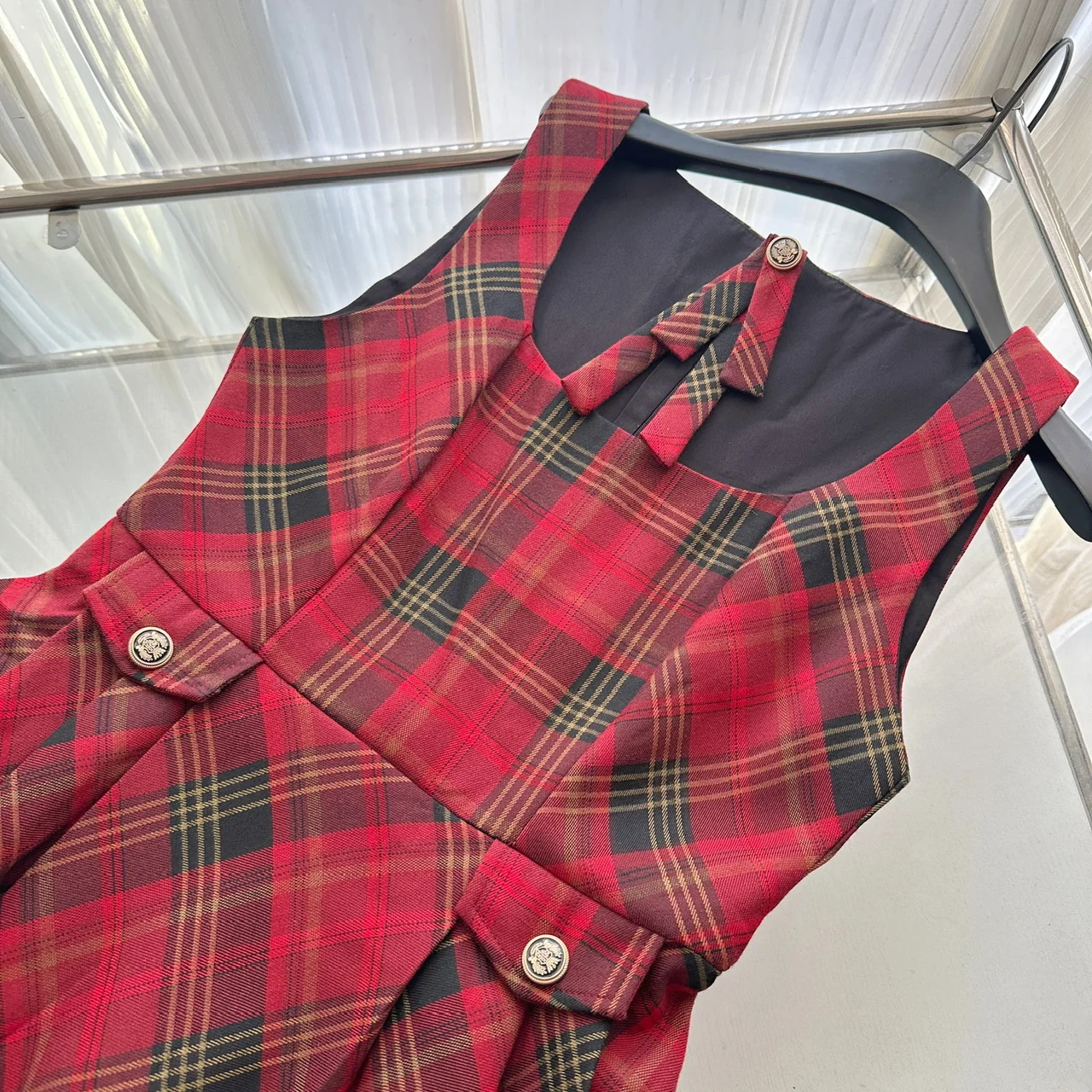 French Vintage Two-piece Dress Set Women Flare Sleeve Shirt Red Plaid Strap Dress A-line Autumn Winter New Christmas Party Dress