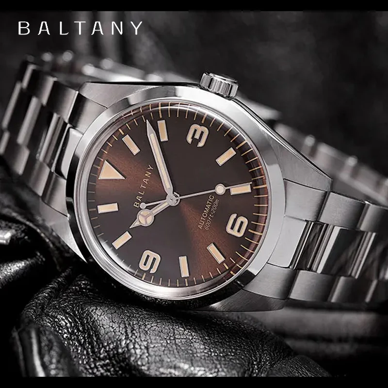 Baltany Affordable 36mm Explorer Homage Watch Full set. Extra strap