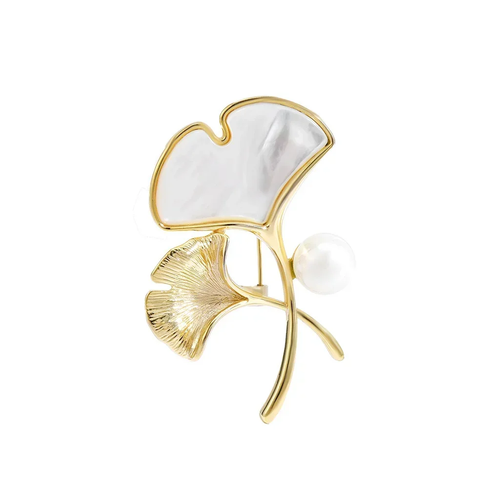 Fashion Shell Fresh Water Pearl Ginkgo Leaf Copper Brooches for Women Men Luxury Design Corsage Clothing Pins Accessories