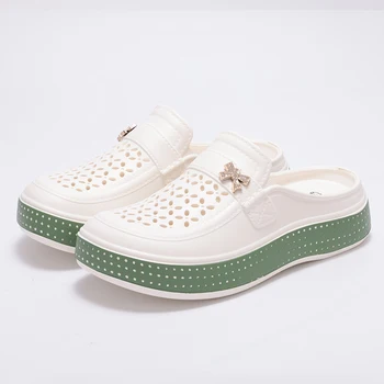 Smile Women Slippers New Flat Closed-toe Slippers EVA Round Head Clogs Beach Slippers Thick Soles Casual Slides Fitted Women Men 1
