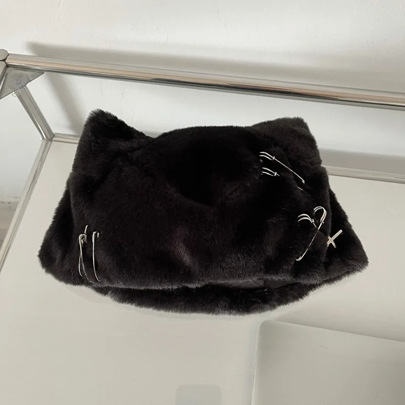 New Winter Imitation Rabbit Fur Trend Personality Pin Decorative Pullover Hat Women's Plush Warm Ear Protector Cloud Beanie Cap 5