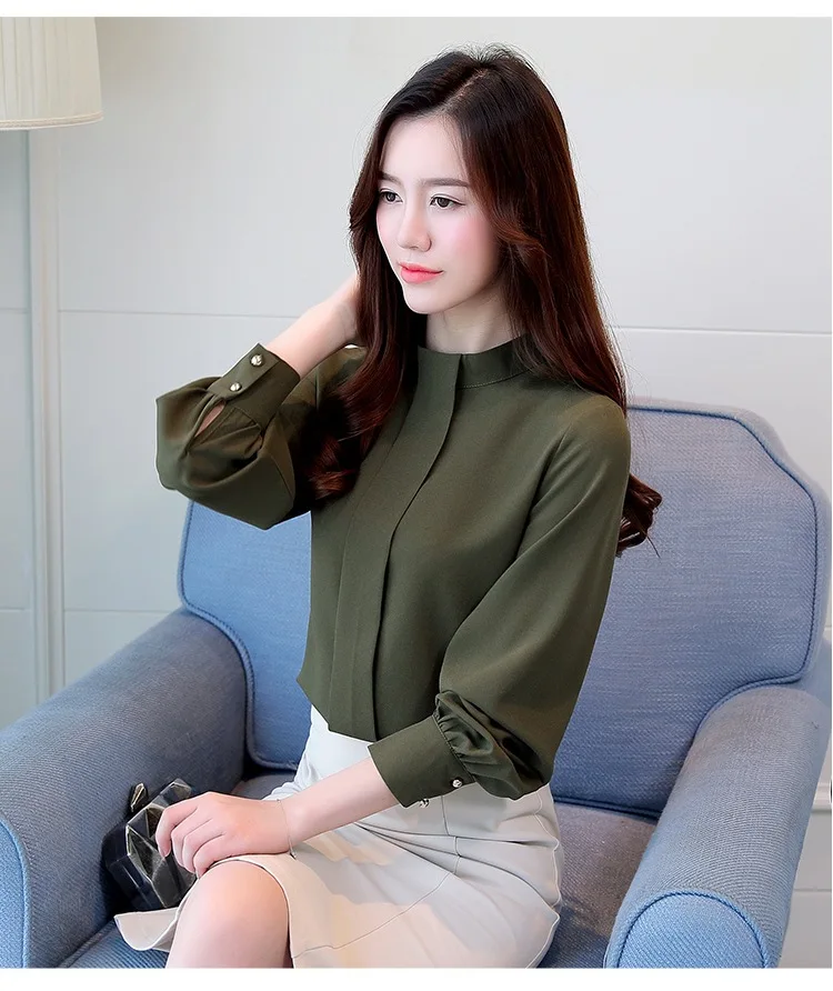 vue arrière du t-shirt ras du cou pour femme