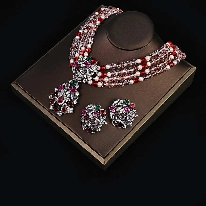 

European and American retro elegant pearl gemstone earring necklace set