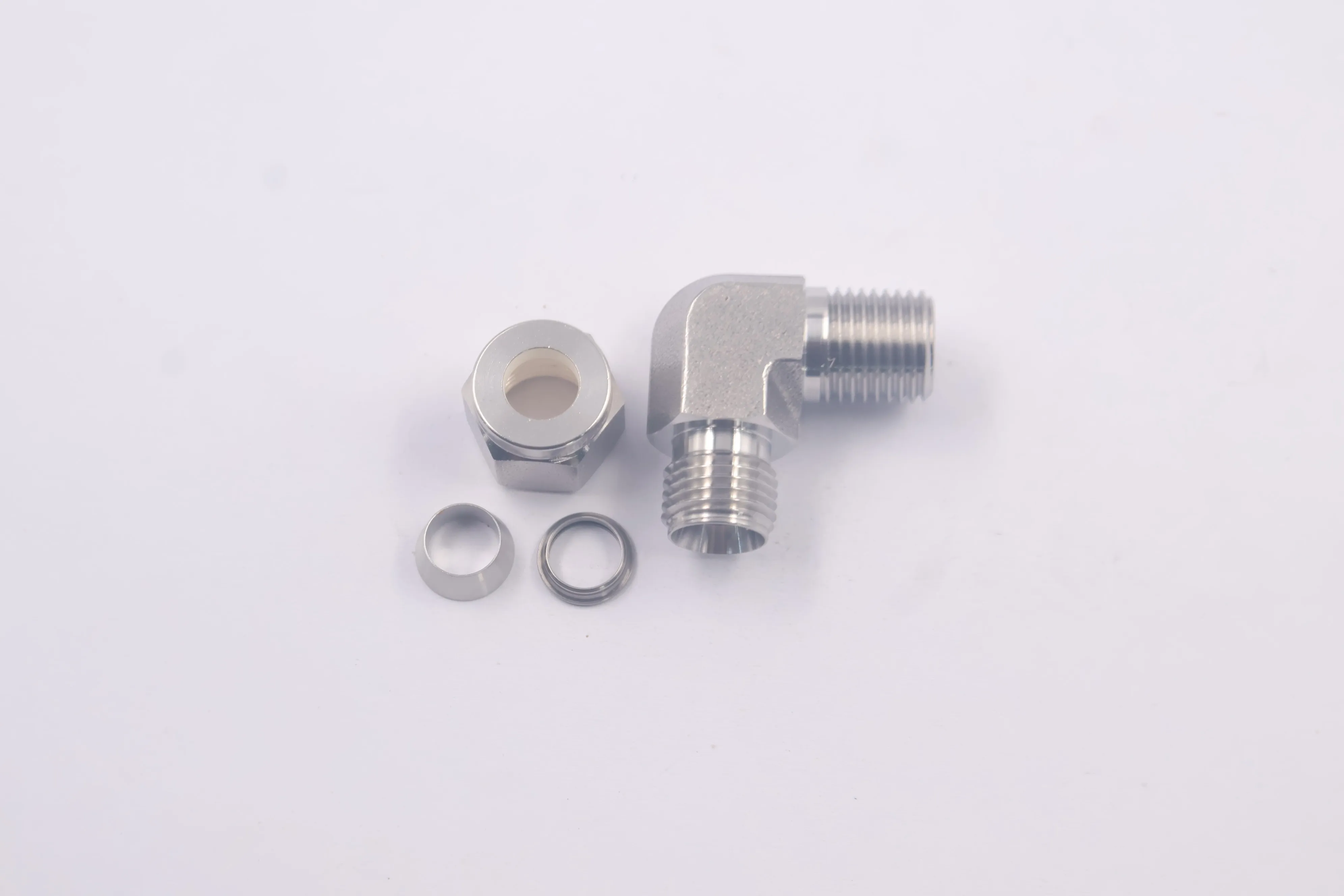 Stainless Steel Tube Fitting, Male Elbow, 6 mm Tube OD x 1/8 in. Male ISO Tapered ,SS-6M0-2-2RT, can combination with Swagelok