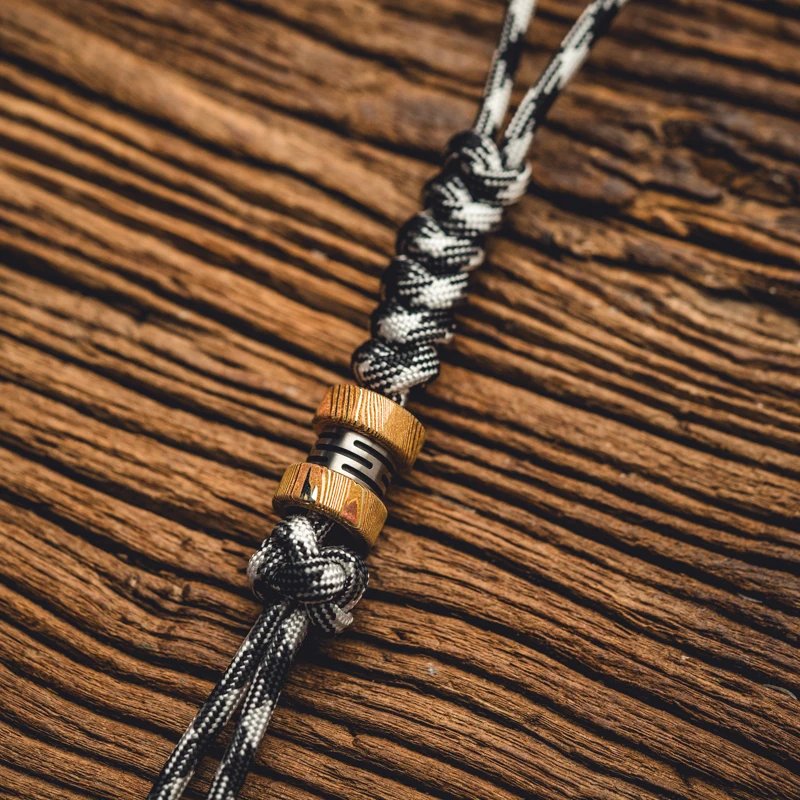 Paracordcraft: Lanière en paracorde camouflage multicam (paracord 550