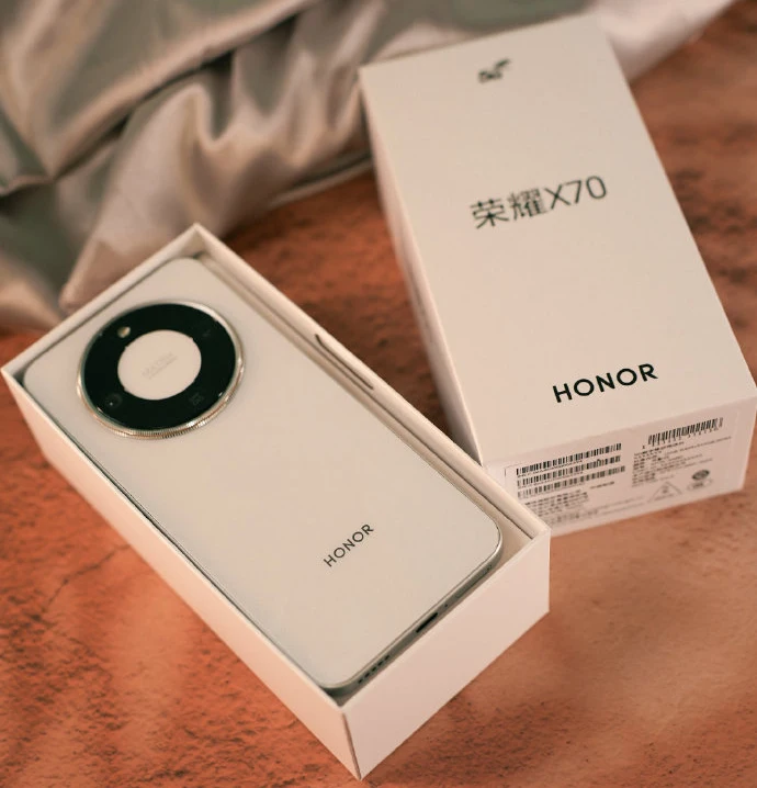 HONOR X70 8GB/128GB SIM フリー 白 Original HONOR X70 5G Mobile Phone 6.79 Inches AMOLED Display