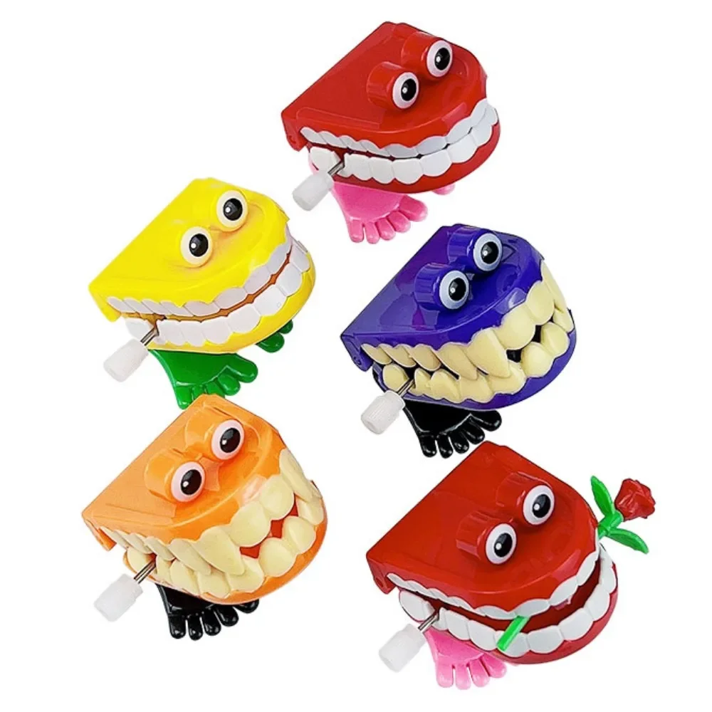 1pc Teeth Shape Clockwork Toy with Chain Novelty String Up Jumping Walking Mouth Toys Children Small Halloween Christmas Gifts childrens toys