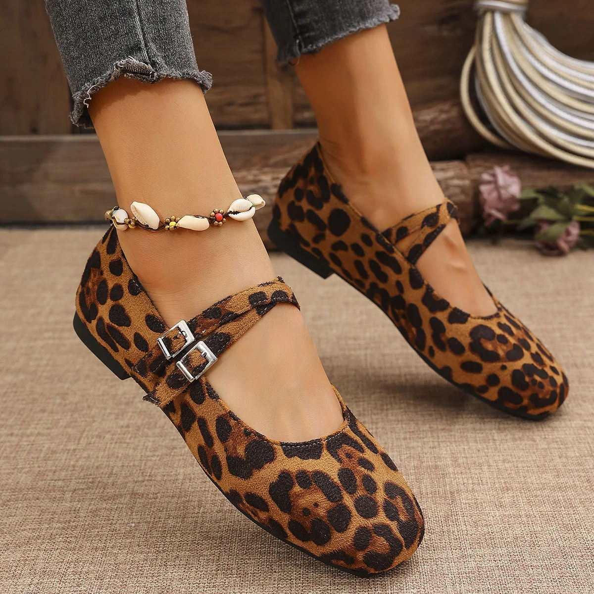 Mary Jane Buckle Strap Ballet Flats Women Shoes Shallow Casual Leopard Print Comfortable Square Toe Flat Shoes for Women Zapatos