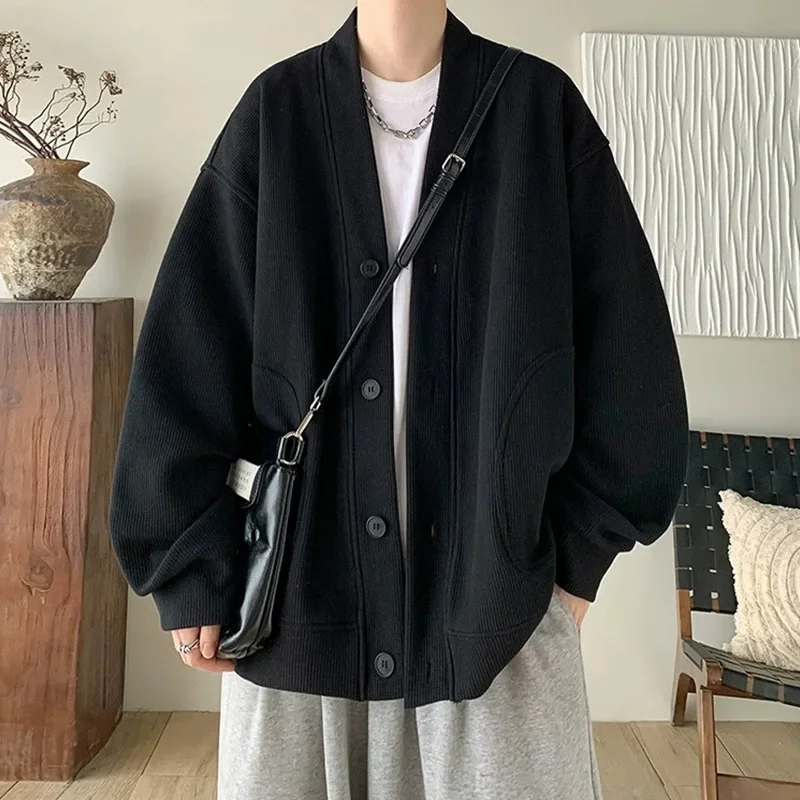 트렌디한 고급스러운 느낌의 일본식 단색 캐주얼 재킷 루즈핏 브이넥 가디건 남성용 봄 가을
