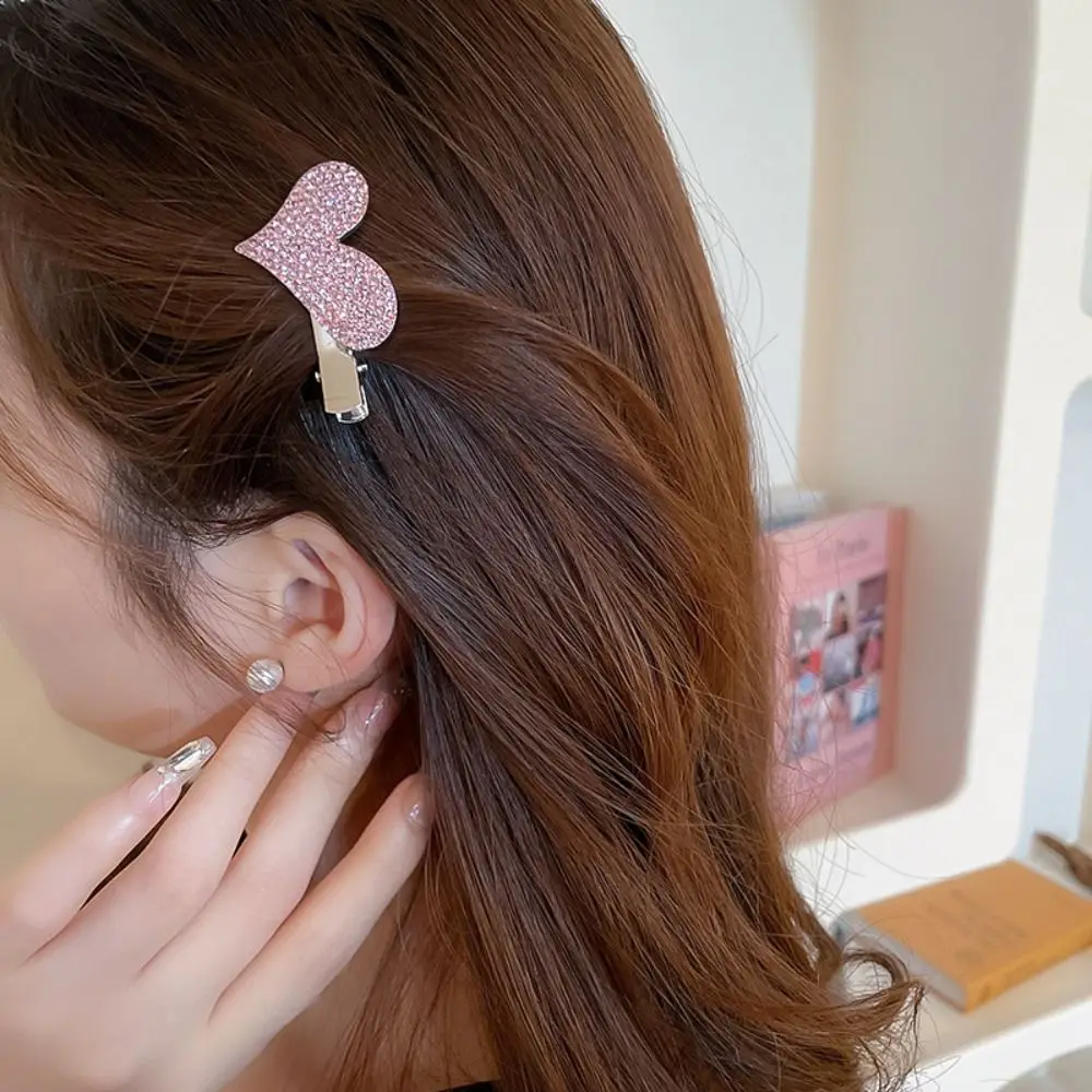Crystal Rhinestone Heart Hair Clip Metal Korean Style Pink Barrettes Headdress Hair Accessories Heart Hairpin Lady