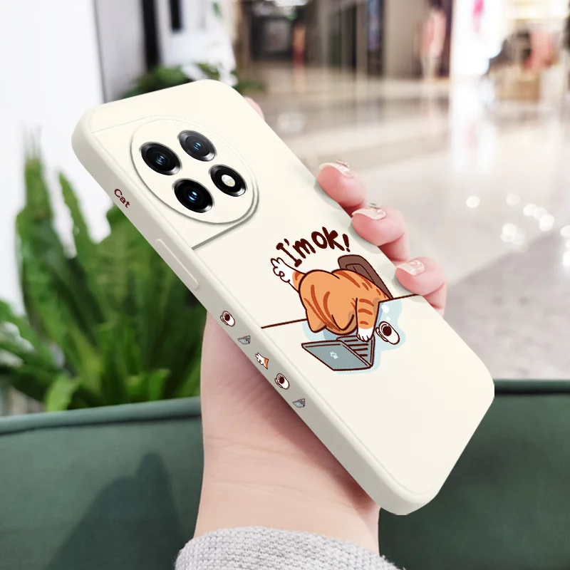 Working Cats Liquid Silicone Phone Case - Durable & Stylish Protection