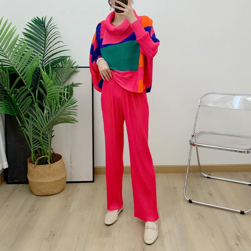 

Fashion Miyake Pleated Sets For Women Lapel Batwing Sleeves Top With Solid Color Pants Female Casual Clothing New