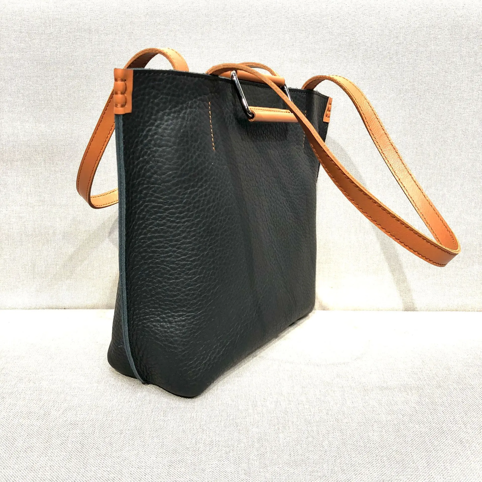 

Genuine leather women's bag handmade top layer cowhide shoulder bag handbag commuting tote bag minimalist