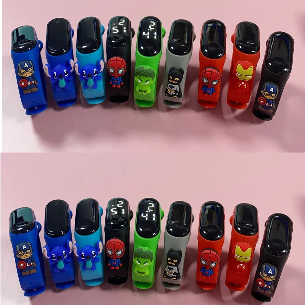 Nuovo Disney Mickey Minnie Led Touch Watch Pooh Bear Bracelet Watch Studente Bambini Sport Cartoon Orologio Elettronico Presente