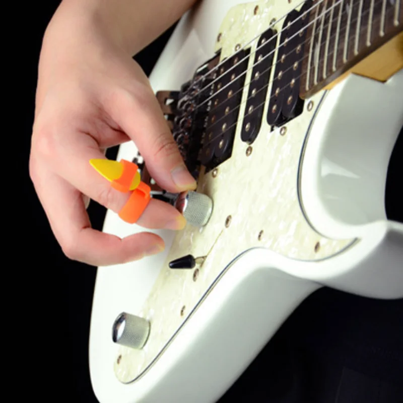 GuitarPicksHolderFingerCoverFolkAcousticGuitarAuxiliary