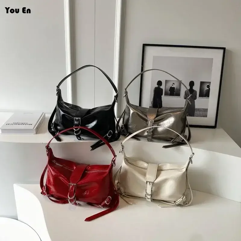 

2024 Высококачественная женская сумка, новая модная простая вместительная сумка на плечо высокого класса, однотонная универсальная сумка для женщин