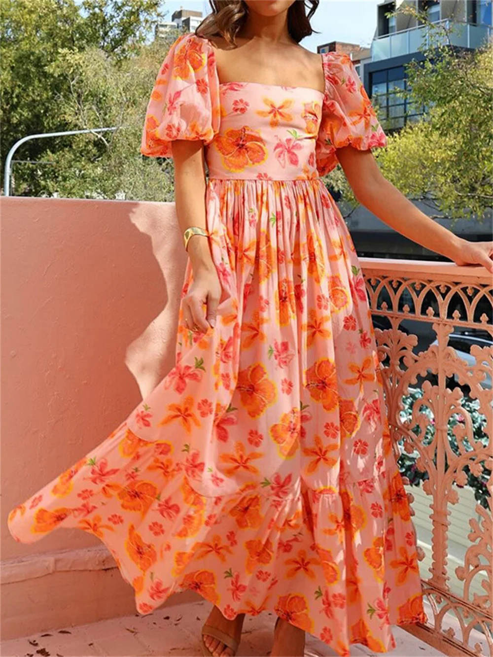 

Женское длинное платье-трапеция, платье с цветочным принтом, квадратным вырезом, коротким рукавом-фонариком и высокой талией, лето 2024