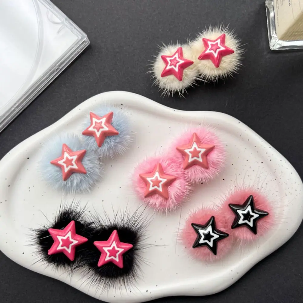 

Fluffy Ball Star Plush Hair Clip Cute Y2K Colorful Plush Ball Hair Clip Pentagram Headwear Star Duckbill Clip Daily