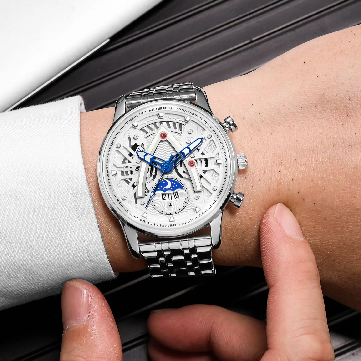 Luxury Men'S Watch Personalized Inlaid Gemstone Dial Men'S Silver Quartz Watch High Strength Glass Men'S Fashion Business Clock
