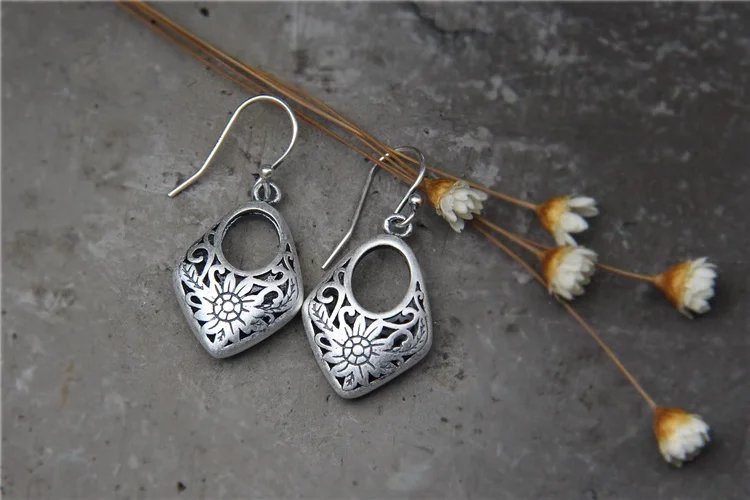 Silver Drop Earrings Sunflowers Pattern