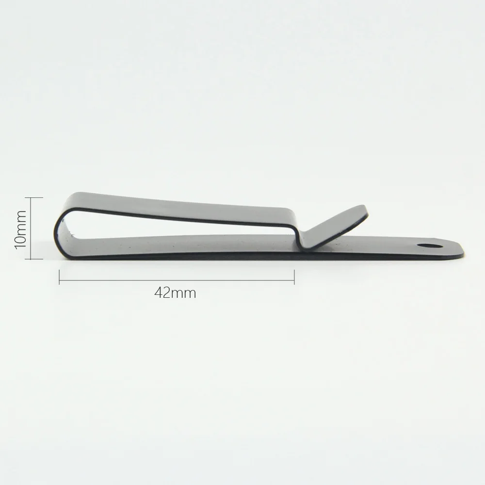 Clip da cintura in metallo Chiusura artigianale in pelle Fondina a molla Gancio Fibbia Portachiavi Coltello tattico Guaina Va Pistola Fondina per pistola  1524
