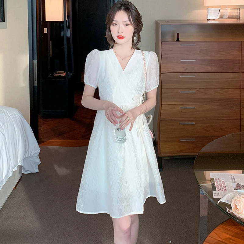 

2023 White Jacquard Chiffon Short Sleeve V-Neck Midi Dress Women Korean Vintage Black Hepburn Dress Summer Elegant Bodycon Dress