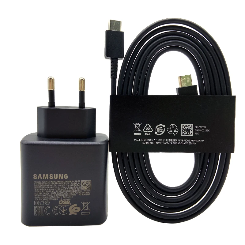 Ultra Fast 45W PD Charger with 1.8M USB-C to Type-C Cable