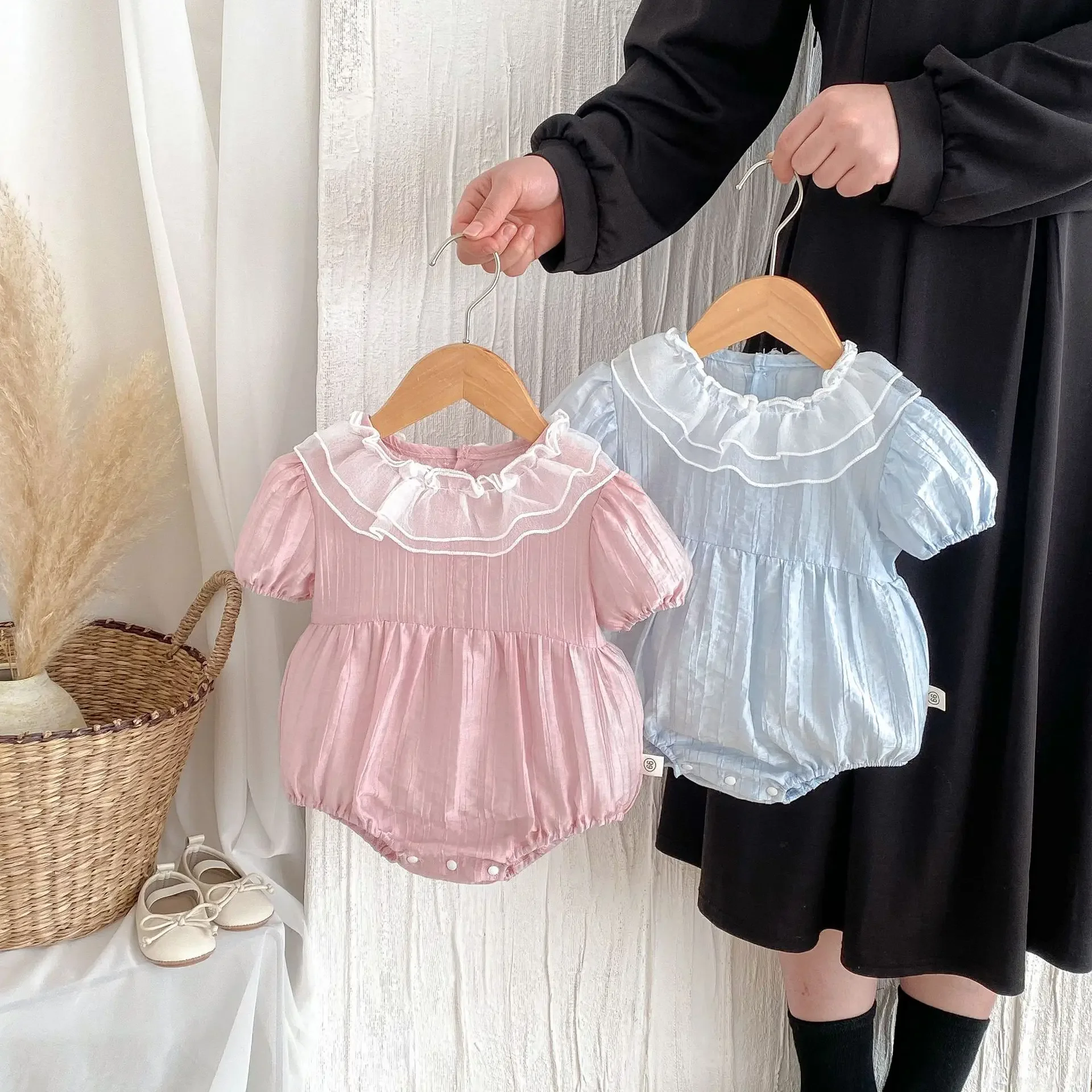 Sweet Baby Girl Summer Romper Ruffle Collar Bubble Sleeve Full Month One Year Old Clothes Cotton Crawling Suit Baby Gear