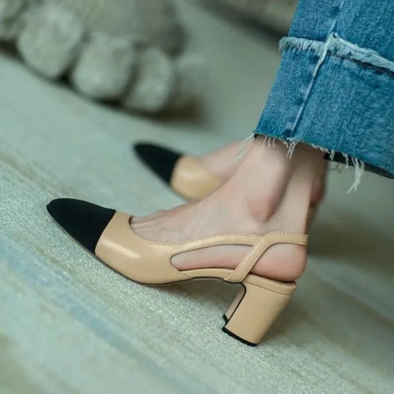 2023 Women Leather Shoes Sandals Flat Bottom Slippers Hollow Thick Heel Chaussure Femme Zapatos Mujer Sandalias Dress Sapatos 3