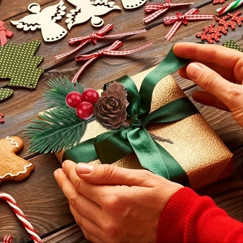 10/30 pezzi di rami di pino con stelo di bacche rosse, pigne artificiali, fiori da raccogliere, ghirlanda fai da te, rami di albero di Natale, decorazioni_voghion.com