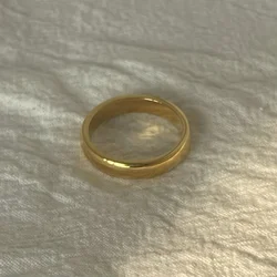 Elegant 18K Gold Plated Stainless Steel Couple Ring - US 7 (4mm Gold)