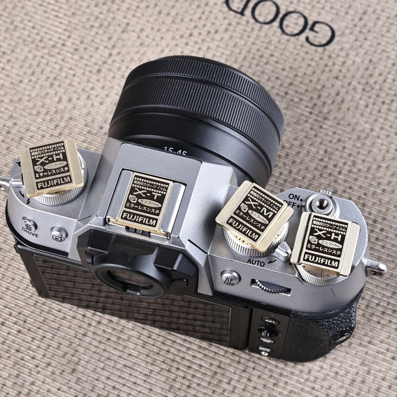 Fujifilm X 시리즈 XS10 XM5 XE4 XT5 XT30II XH2S XA7 X100VI XT50 카메라 액세서리용 금속 방진 핫슈 커버 캡